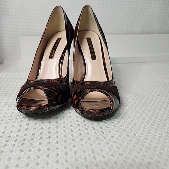 PeepToe Pumps Brown Cone High Heels,Suede size 6.5 Gold Metallic Accent BodyCon - Picture 9 of 12